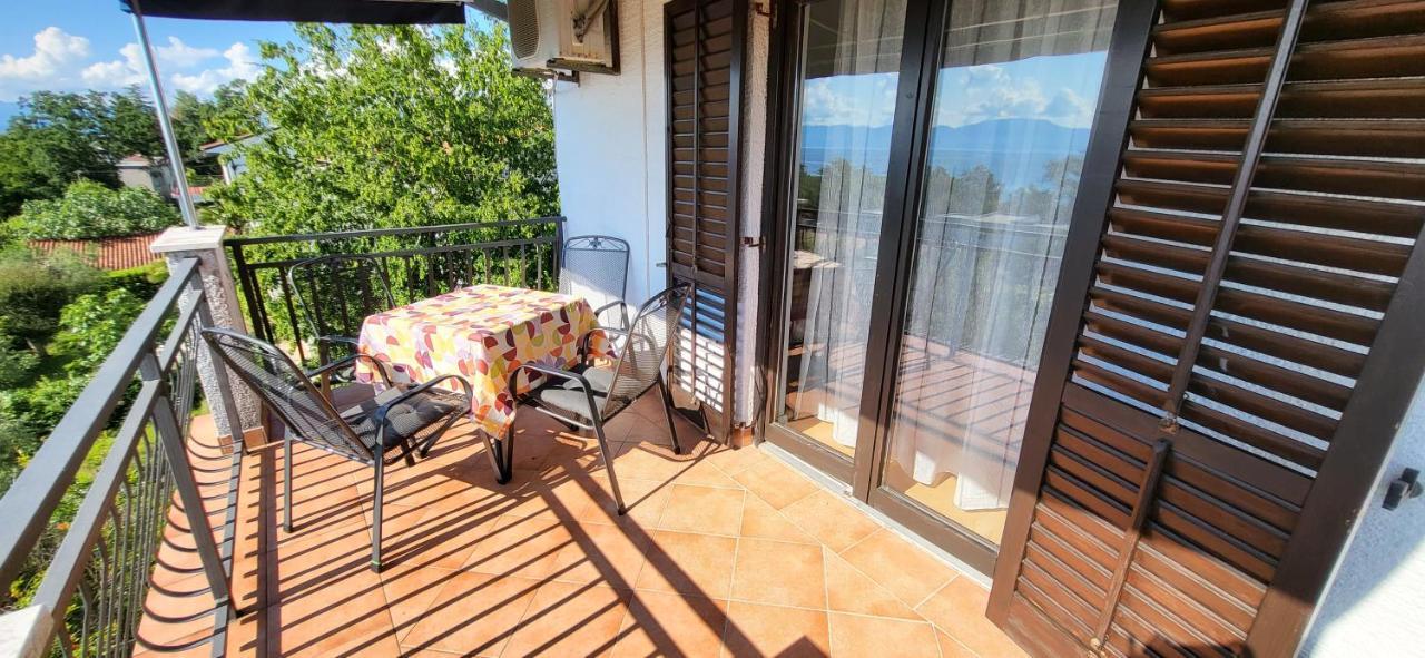 Apartments Italo By El-Pi Tours Njivice Luaran gambar